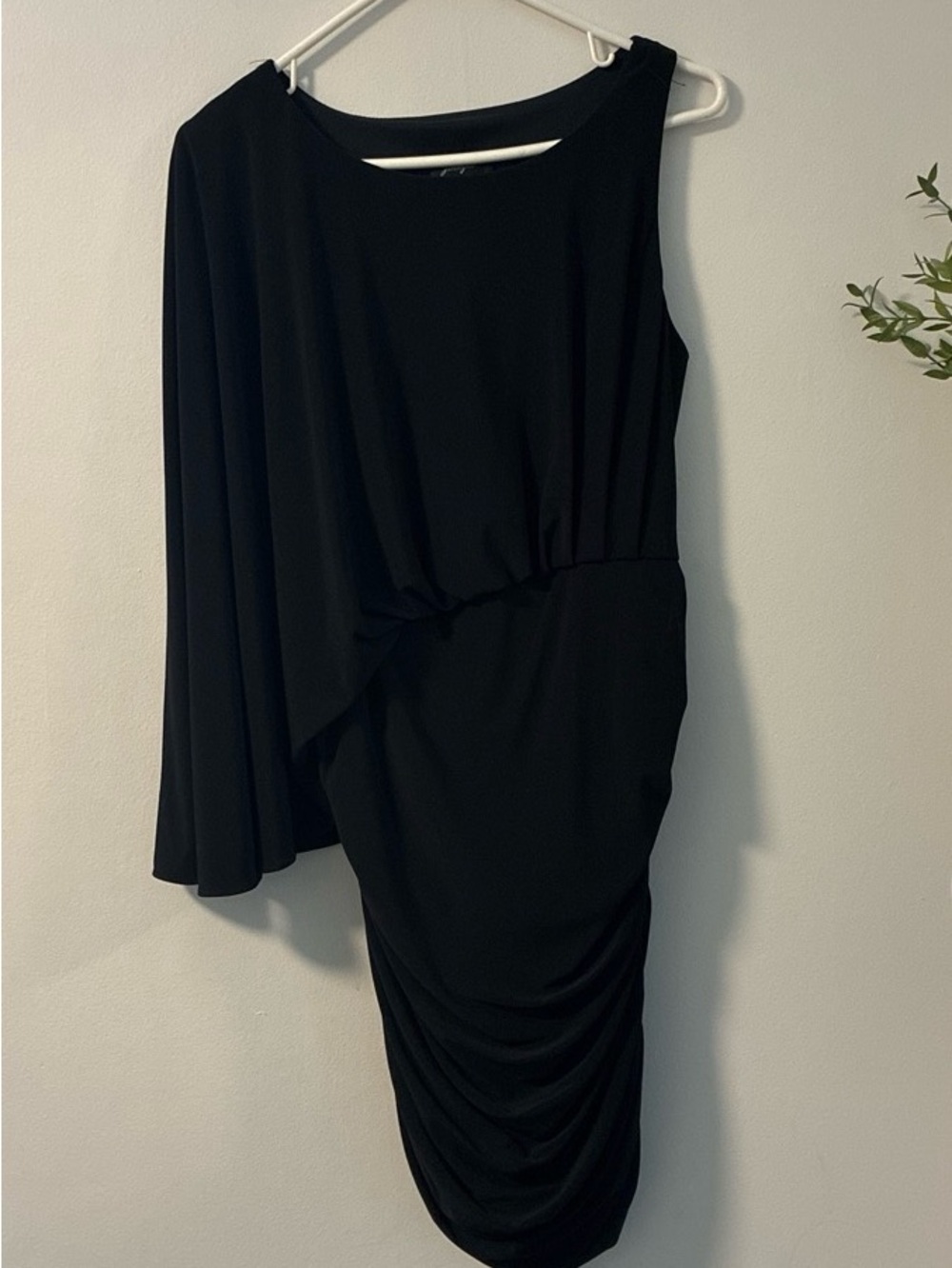 Elegant One-Shoulder Black Cocktail Dress